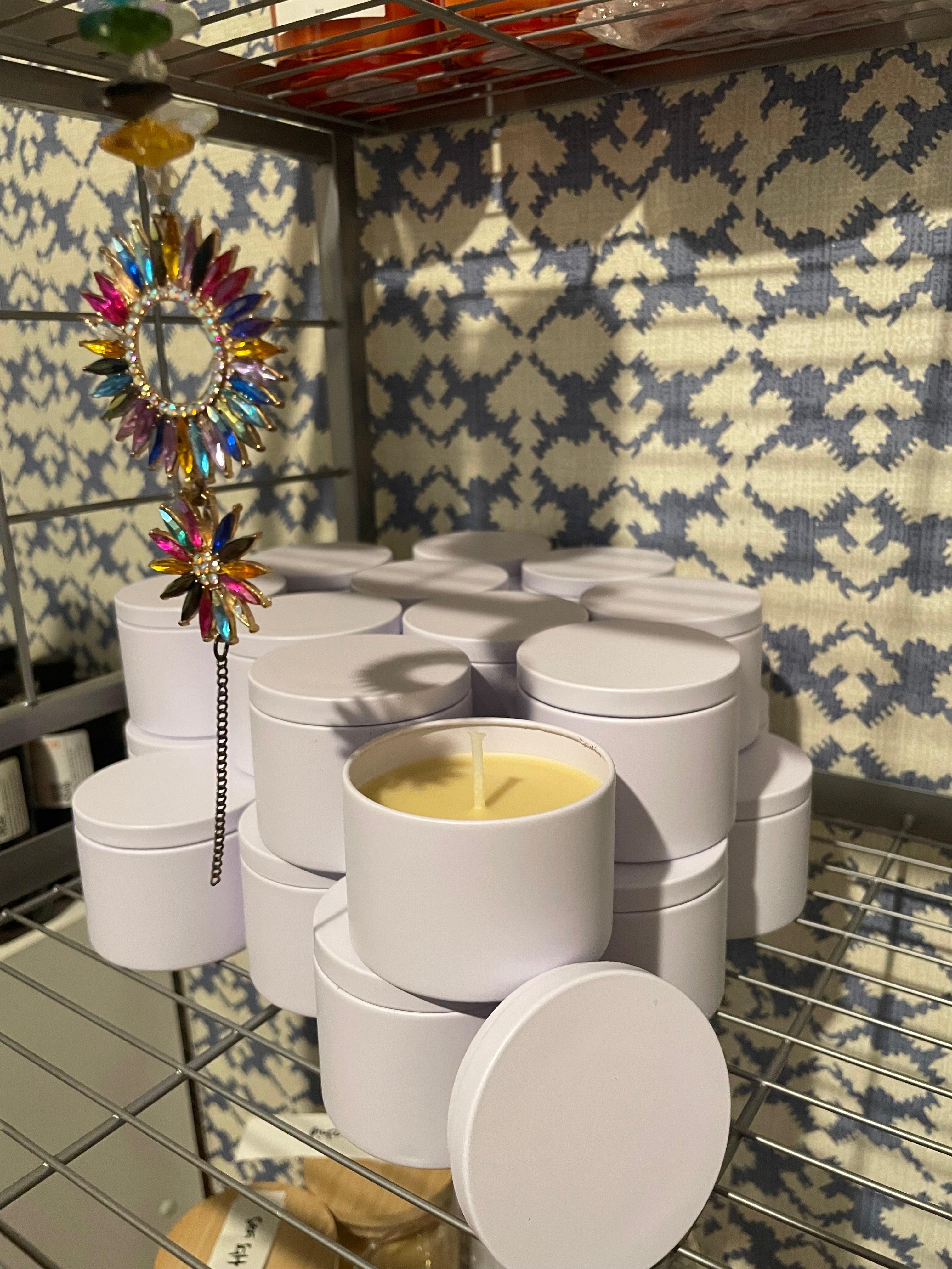 4oz White Candle Tins with Wood Grain Lid