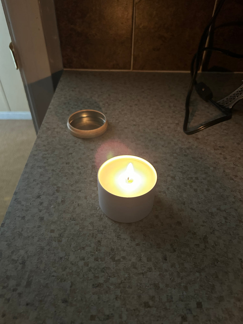 4oz White Candle Tins with Wood Grain Lid